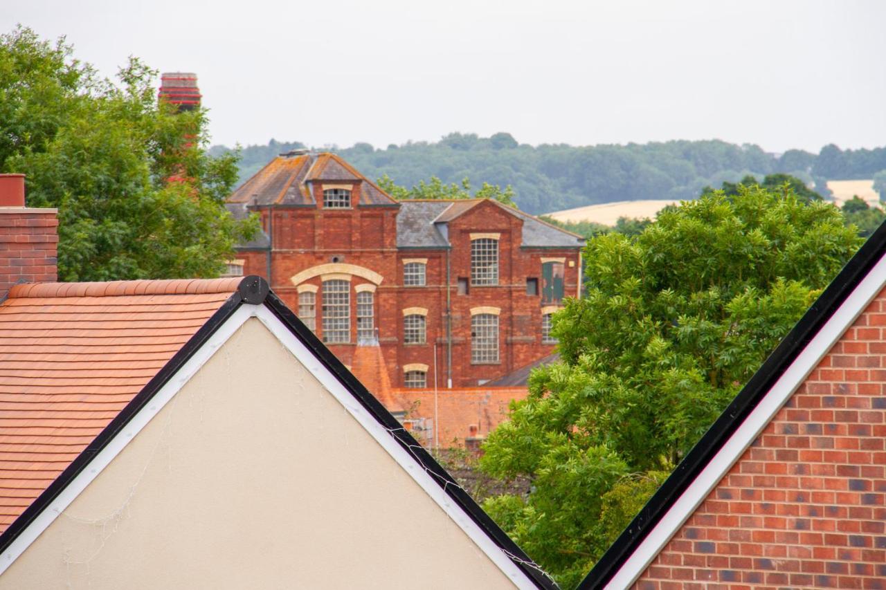 She'S Electric Villa Blandford Forum Exterior foto
